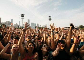Crowd-augmented cognition