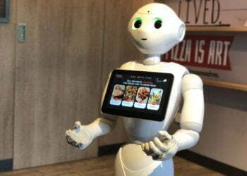Robots get creative to cut through clutter
