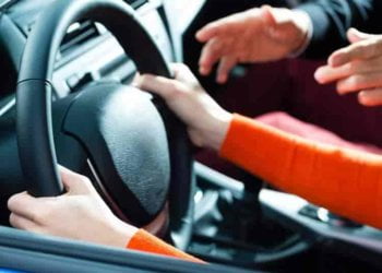 5 Things to Look for in a Driving School