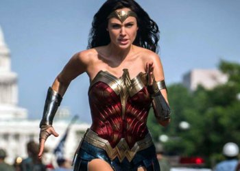 Stand Like Wonder Woman And Other Tips To Build Your Executive Presence