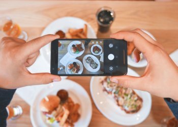 HSE hires food blogger and other social media experts