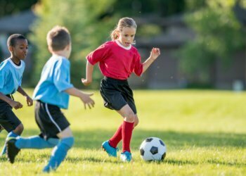 Overspecialization, overtraining up injuries and burnout in kids sports