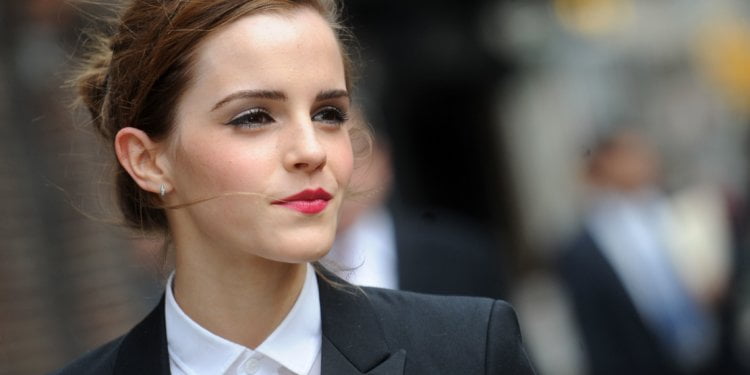 ‘Beauty And The Beast’ latest news & update: Emma Watson’s costume revealed; Is she still perfect for Belle?