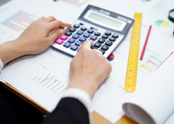 Why Australian companies are switching to payroll outsourcing
