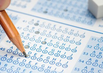 How much does it cost to take the Bar Exam in the UK?