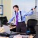 What is an Investment Banker And How Do They Work?
