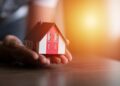 Should You Increase Your EMIs or Tenure to Save Interest Spends on Housing Loans?